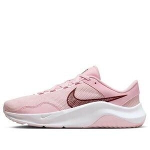 Nike Legend Essential 3 NN Pink Foam Lace Up Sneakers Women's Size 8 New